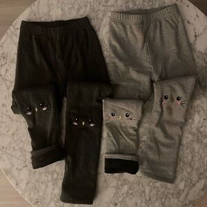 Fleece lined Sweatpants w/ Kitty Embroidery